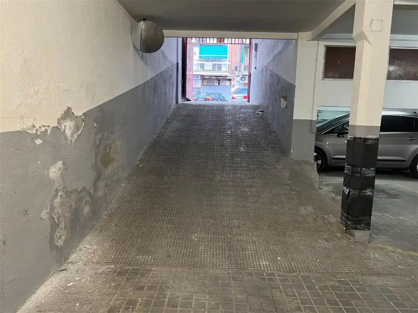Parkplatz von Garage zum Verkauf in Madrid