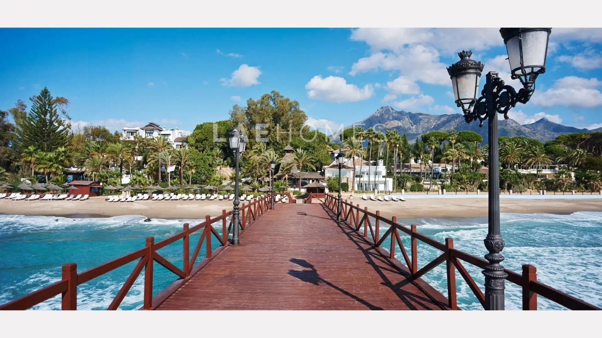 Exterior view of Apartments for sale in Marbella  with Private garden, Terrace and Storage room