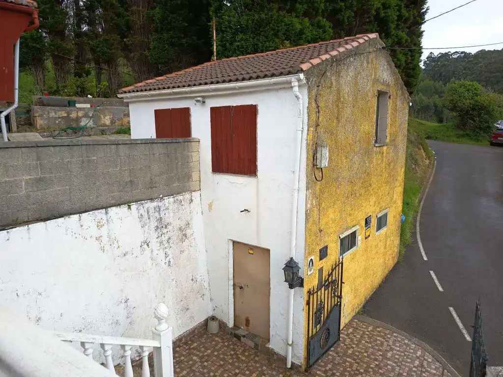 Vista exterior de Casa o xalet en venda en Gozón amb Moblat