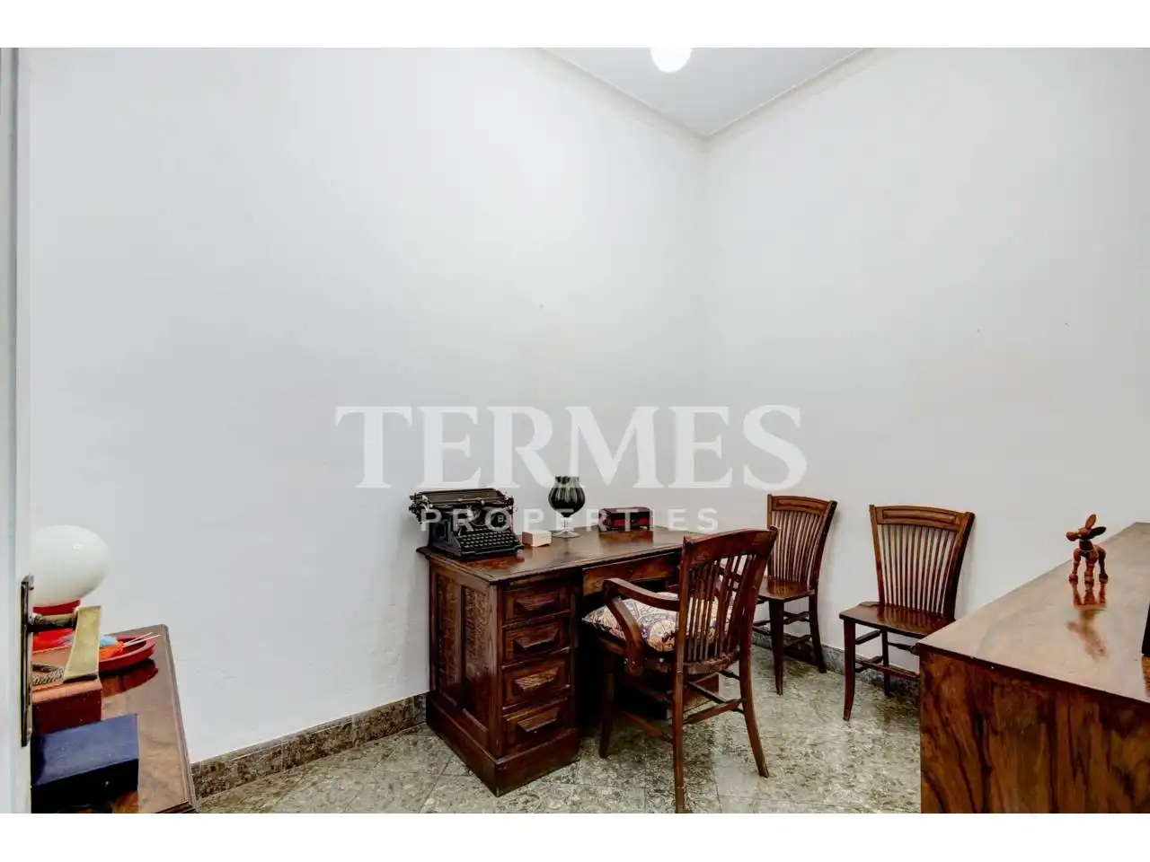 Habitación de Casa adosada en venta en Mataró con Aire acondicionado, Calefacción y Jardín privado