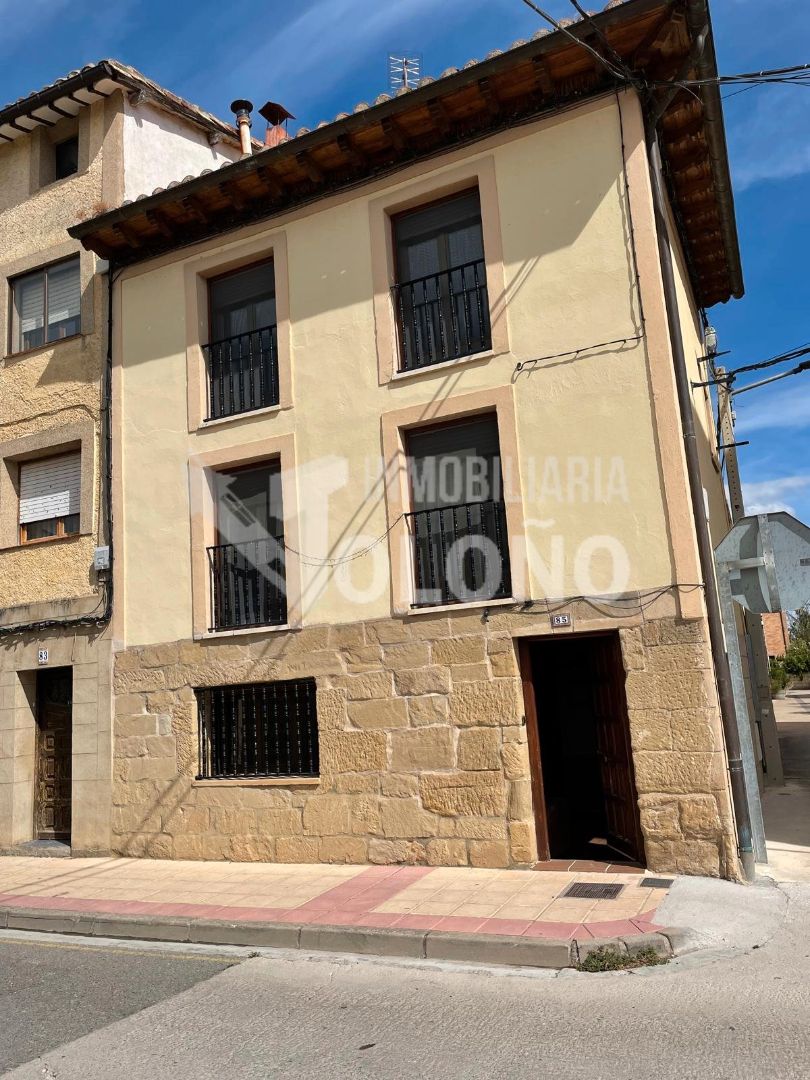 Vista exterior de Finca rústica en venda en Casalarreina amb Calefacció, Traster i Moblat
