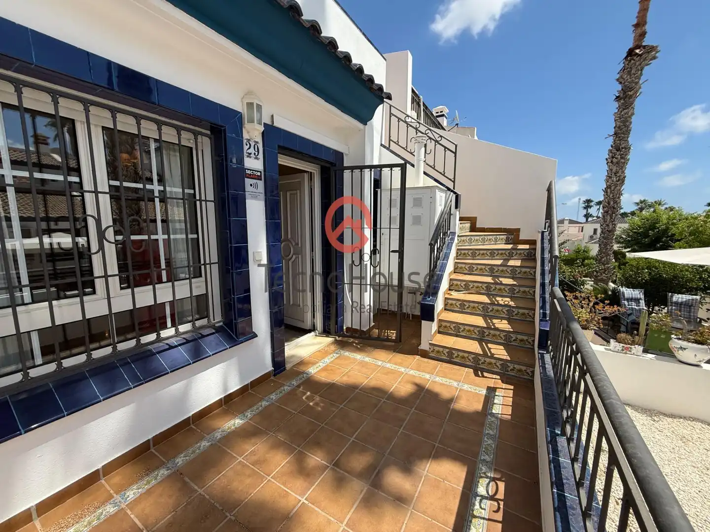 Casa a schiera con piscina in vendita a Calle Canal de la Mancha-Residencial Rioja V, imagen 4