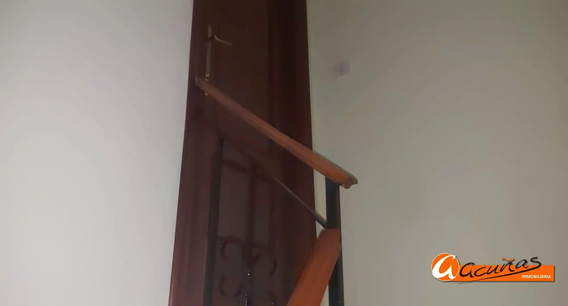 Balcony of Detached homes for sale in Cuevas Bajas  with Storage room