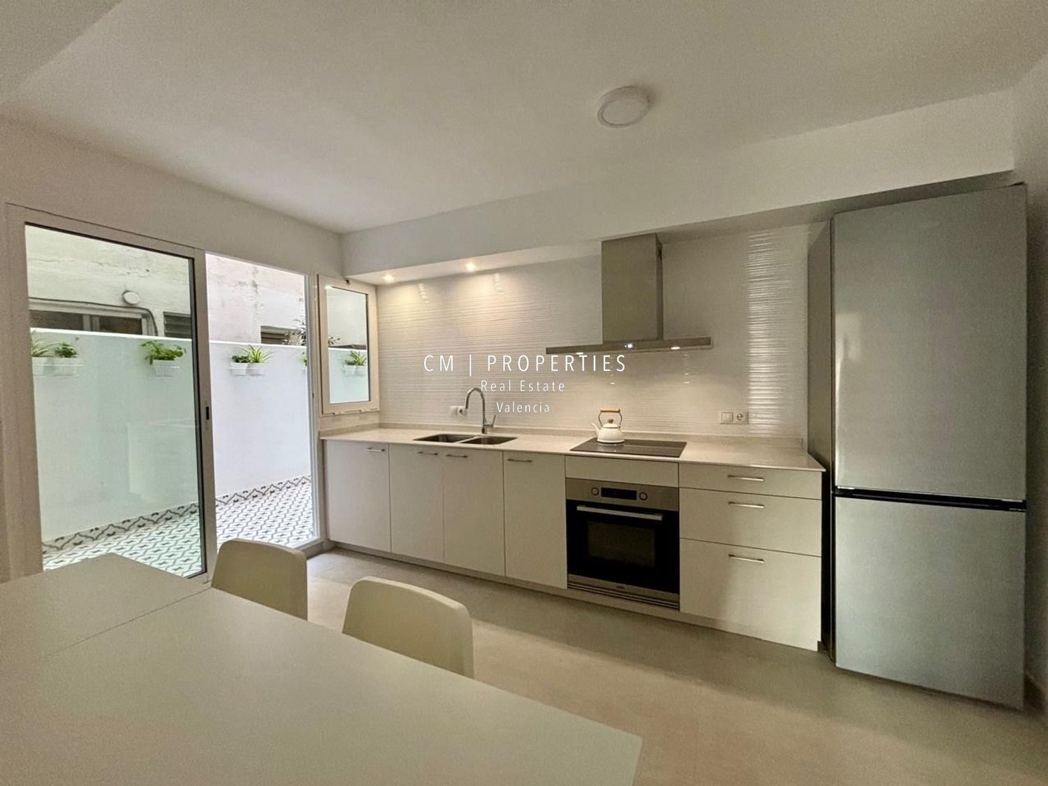 Kitchen of Flat for sale in  Valencia Capital  with Air Conditioner, Heating and Terrace
