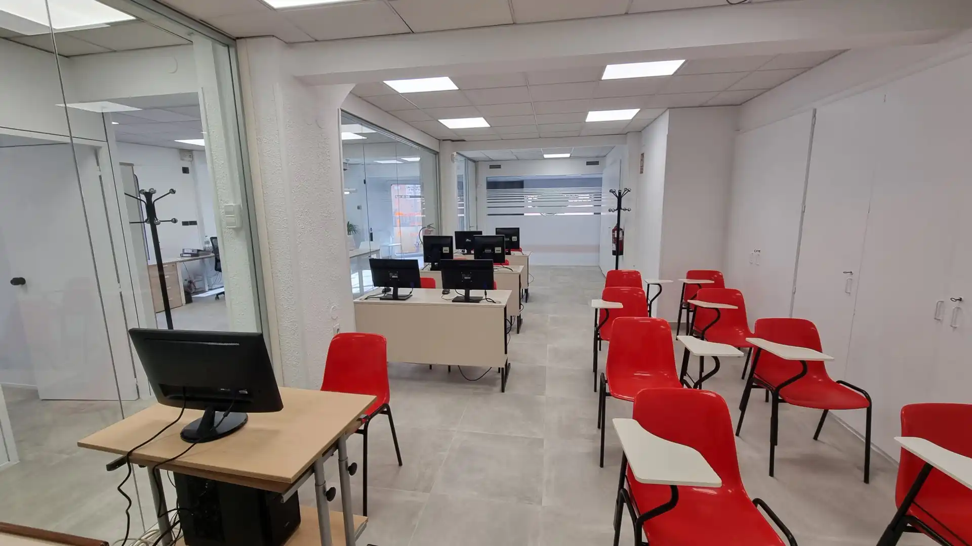 Local de lloguer en Abrera amb Aire condicionat