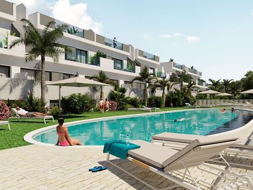 Dúplex amb piscina en venda a Los Balcones - Los Altos
