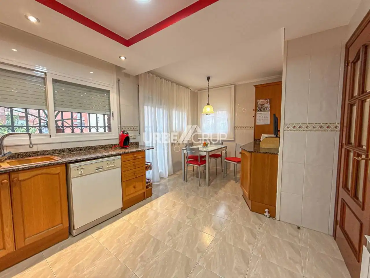 Cocina de Casa o chalet en venta en Martorell con Aire acondicionado, Calefacción y Terraza