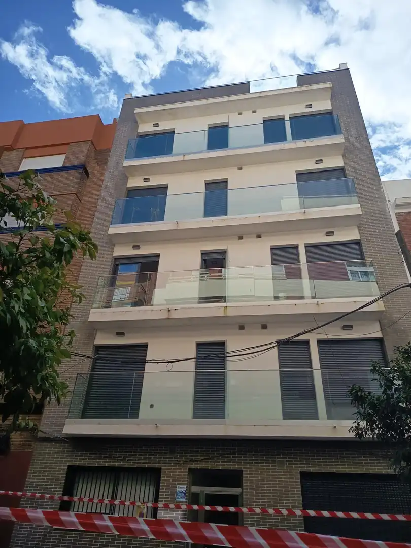 Vista exterior de Pis en venda en Córdoba amb Aire condicionat i Piscina comunitària