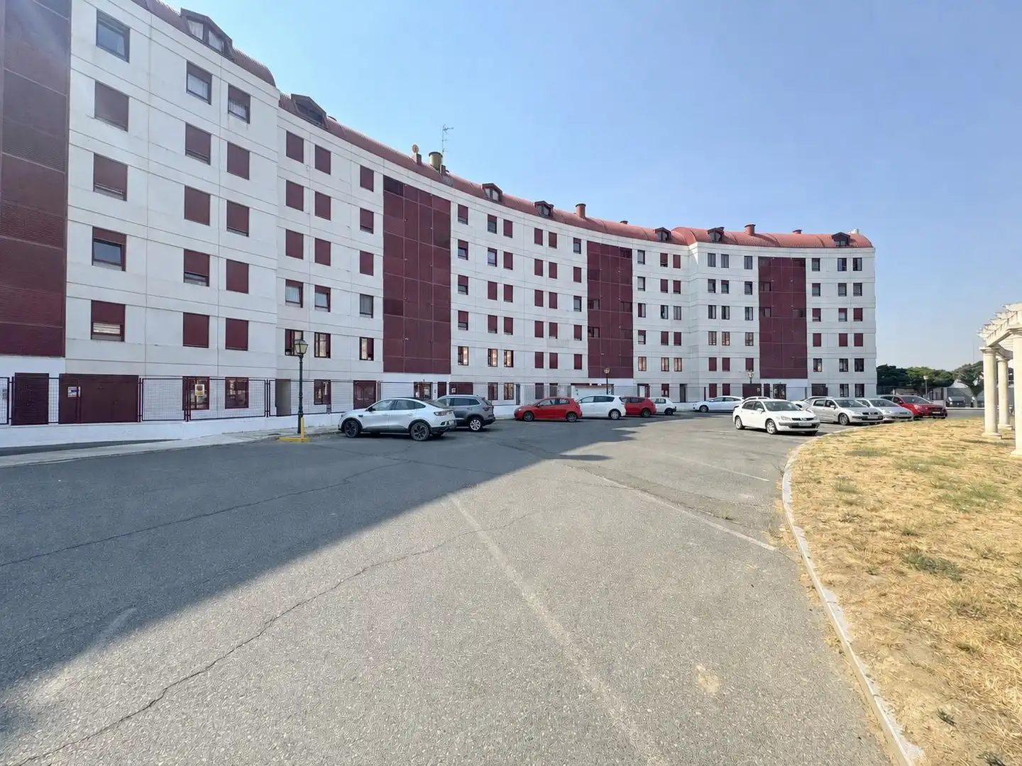 Vista exterior de Piso en venta en Ávila con Calefacción y Piscina comunitaria