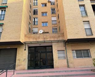 Vista exterior de Pis de lloguer en  Granada Capital amb Calefacció i Terrassa