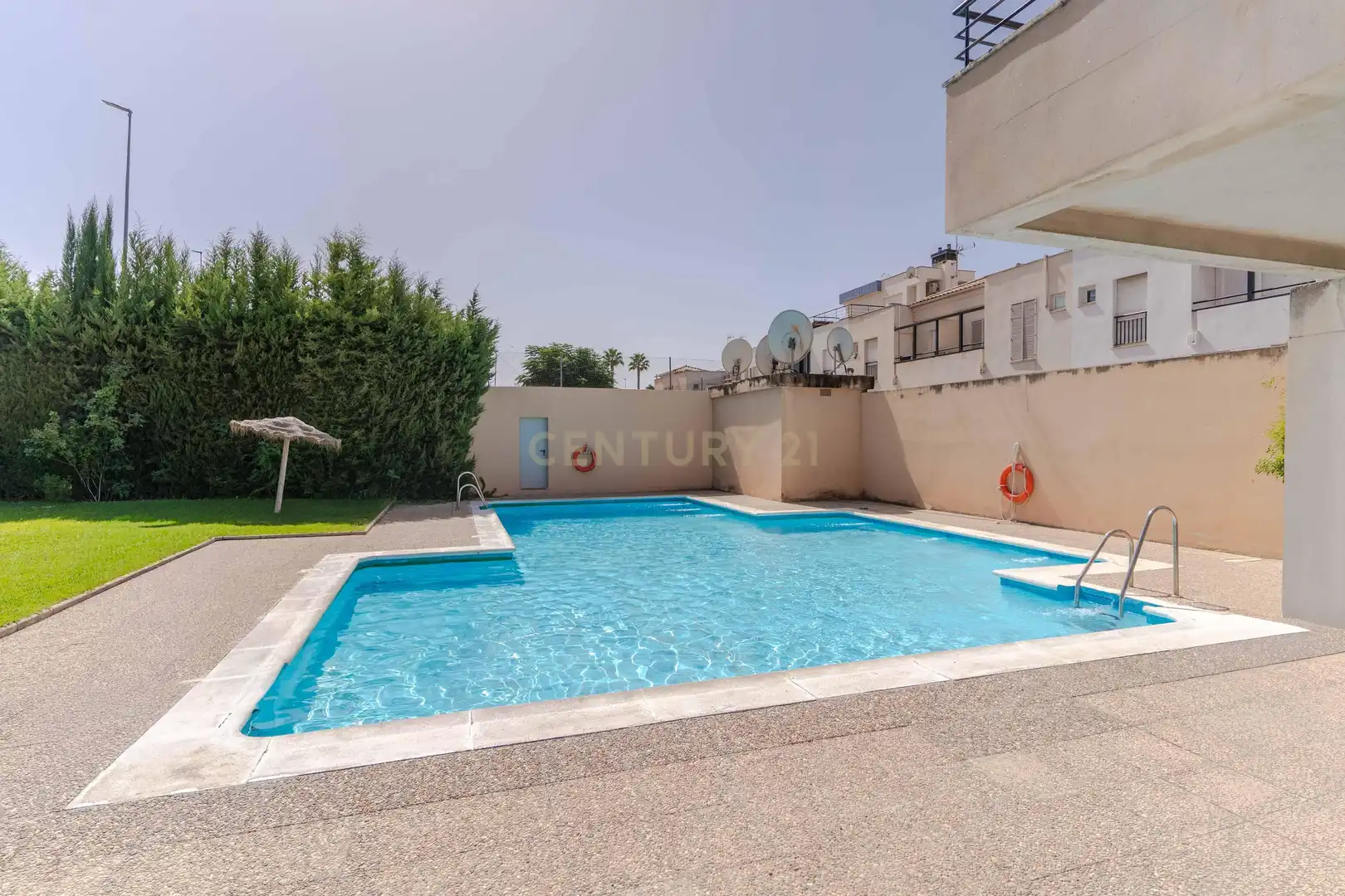 Swimming pool of Houses for sale in Armilla  with Storage room and Community pool