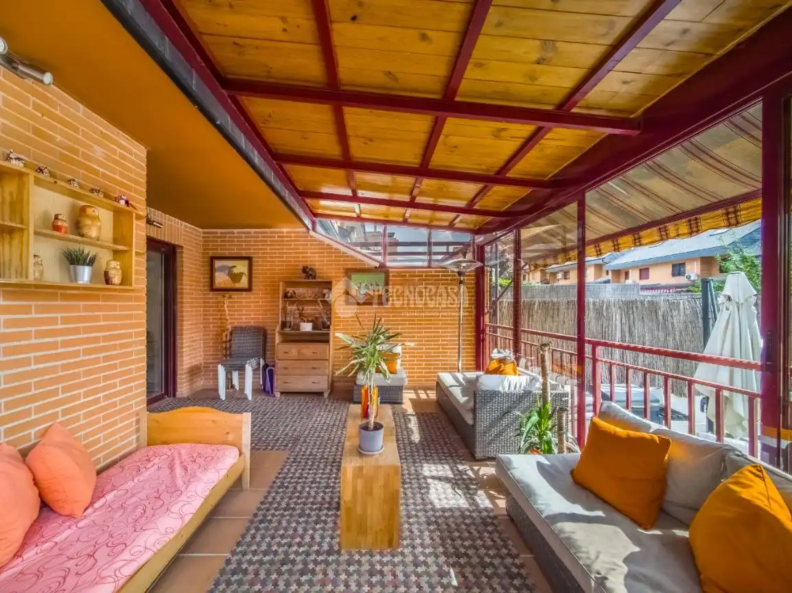 Terrassa de Casa adosada en venda en Rivas-Vaciamadrid amb Aire condicionat, Calefacció i Jardí privat