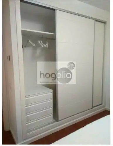 Dormitori de Planta baixa de lloguer en Nervión
