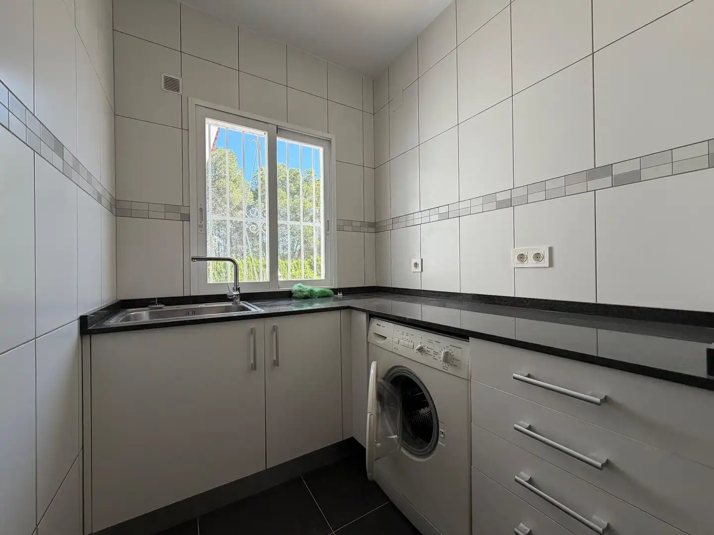 Cocina de Casa o chalet en venta en La Nucia con Aire acondicionado, Calefacción y Jardín privado