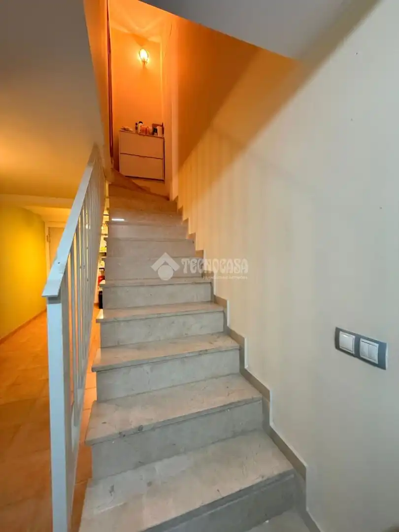 Casa adosada en venta en Alcalá de Guadaira con Aire acondicionado y Terraza