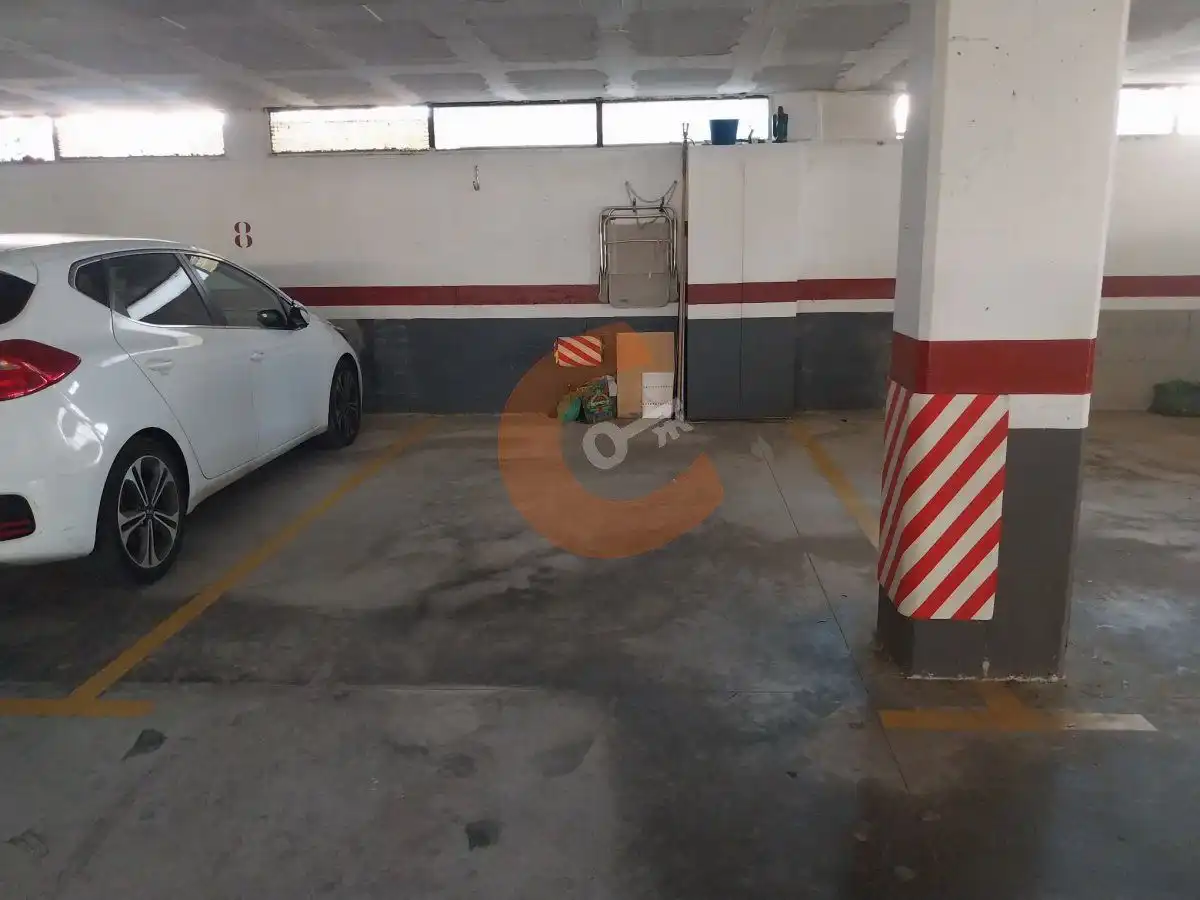 Parkplatz von Wohnung zum Verkauf in Cunit mit Klimaanlage, Terrasse und Balkon