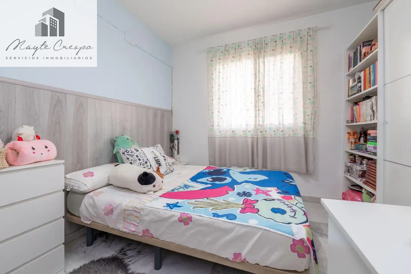 Schlafzimmer von Einfamilien-Reihenhaus zum Verkauf in Ogíjares mit Klimaanlage und Gemeinschaftspool
