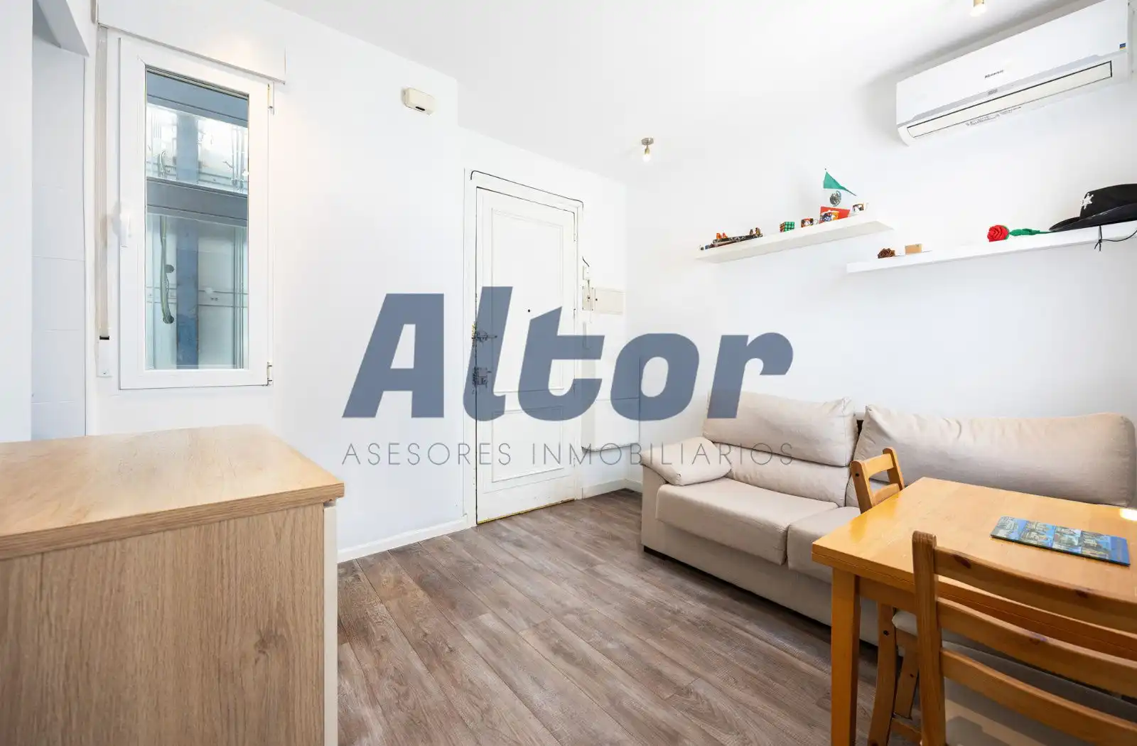 Habitación de Piso en venta en Madrid con Aire acondicionado y Calefacción