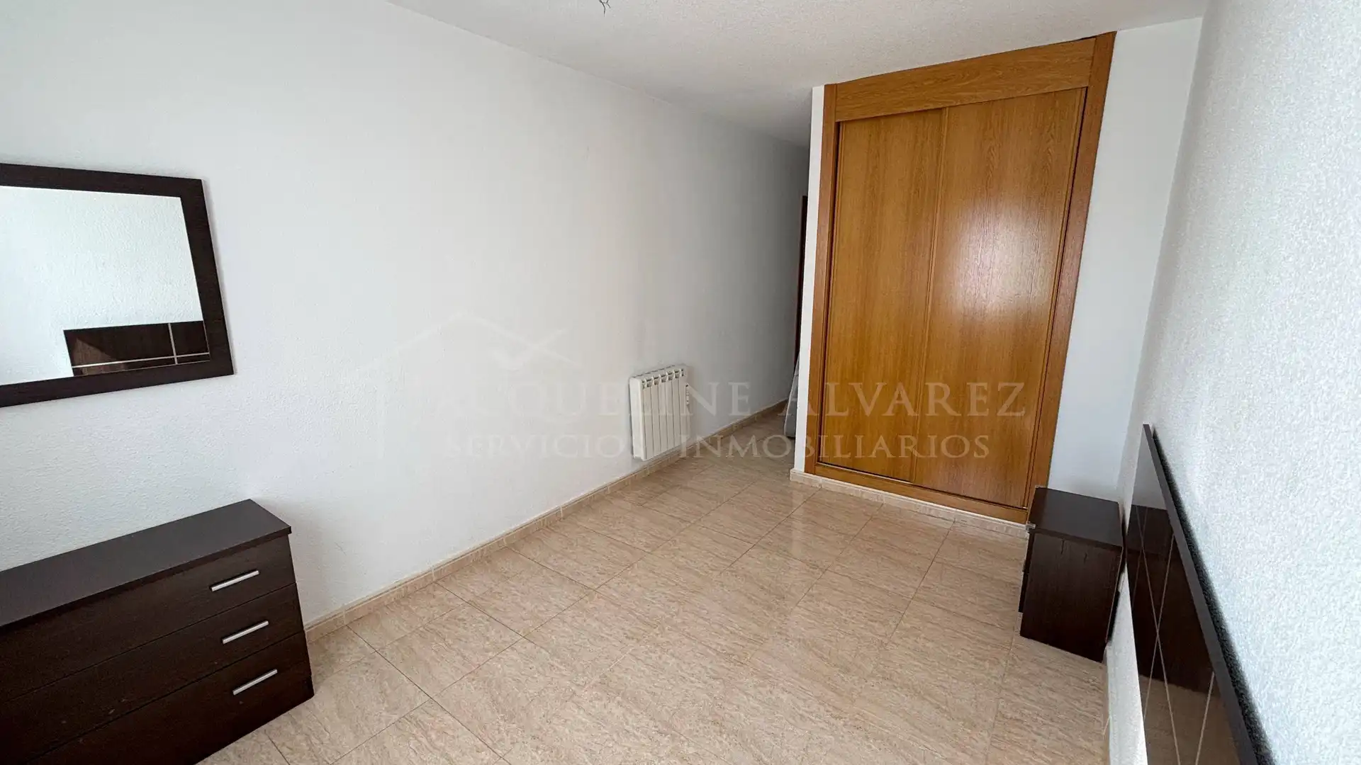 Piso en venta en Ugena con Calefacción, Amueblado y Balcón