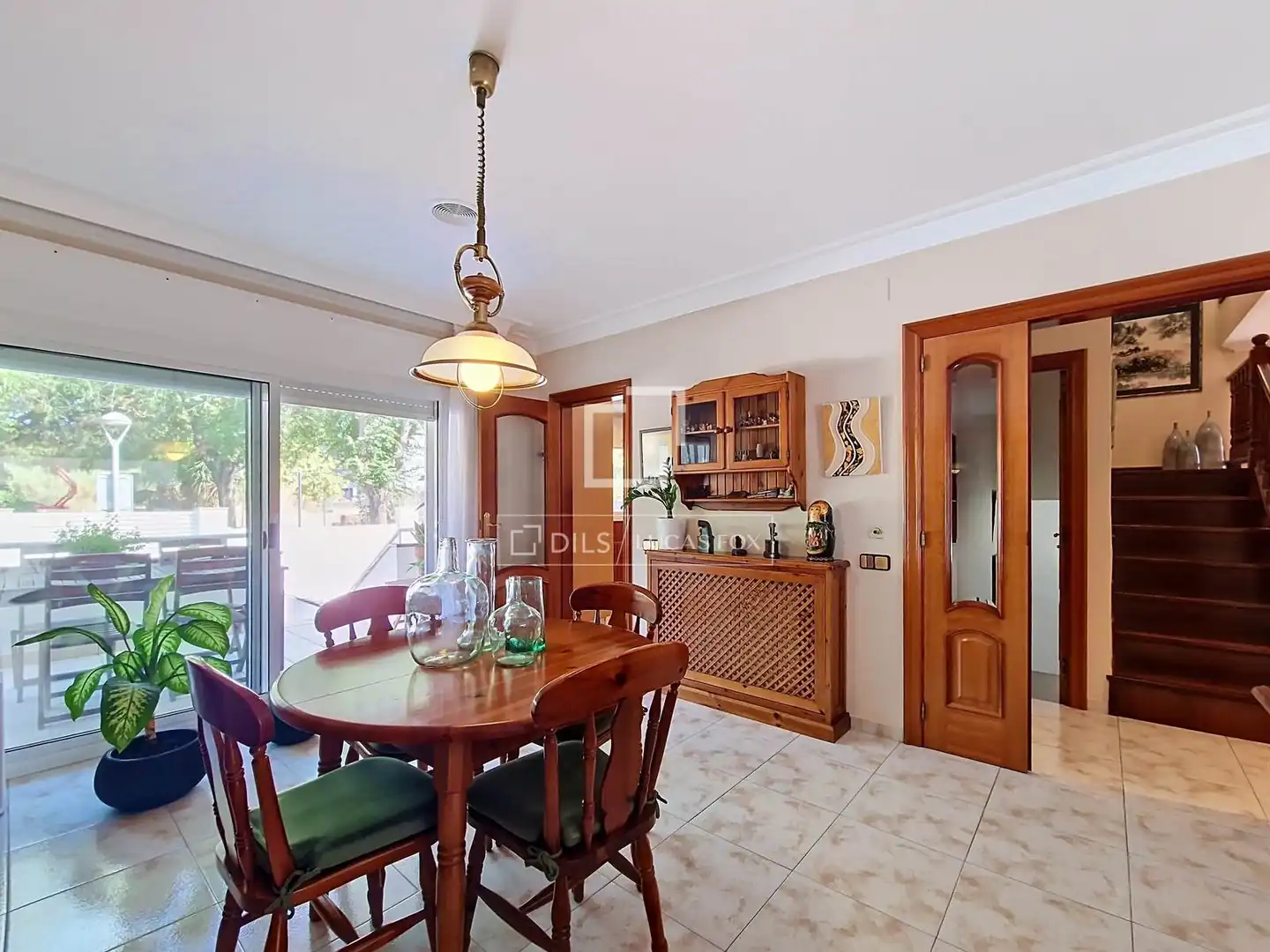 Dining room of Houses for sale in Vilanova i la Geltrú  with Air Conditioner, Heating and Private garden