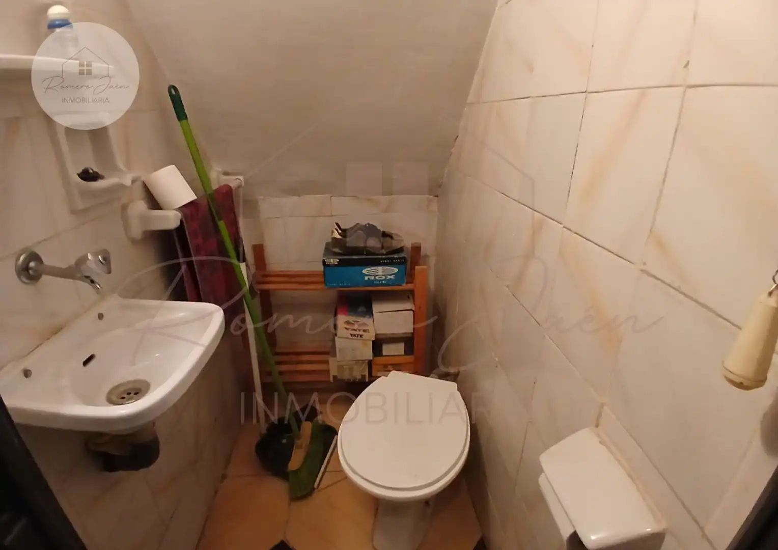Casa o xalet en venda en Jaén amb Calefacció, Traster i Moblat