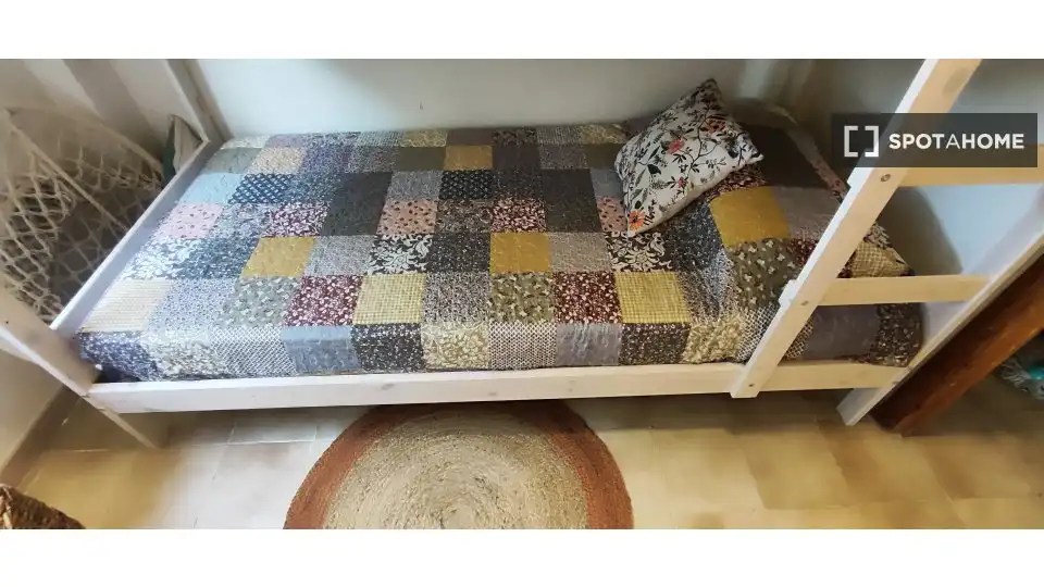 Flat with terrace to rent in Montserrat, imagen 11