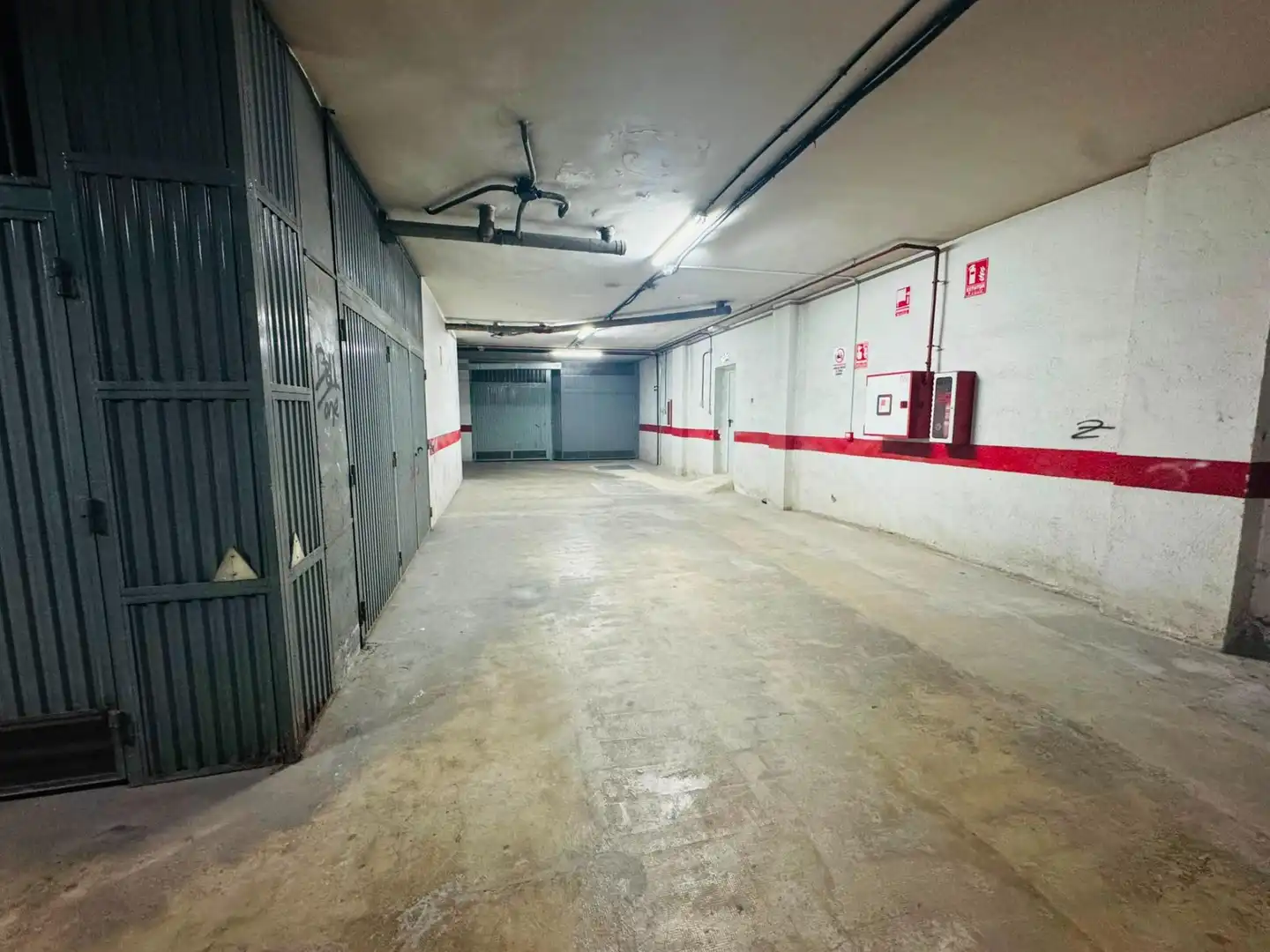 Parkplatz von Garage zum Verkauf in Granada