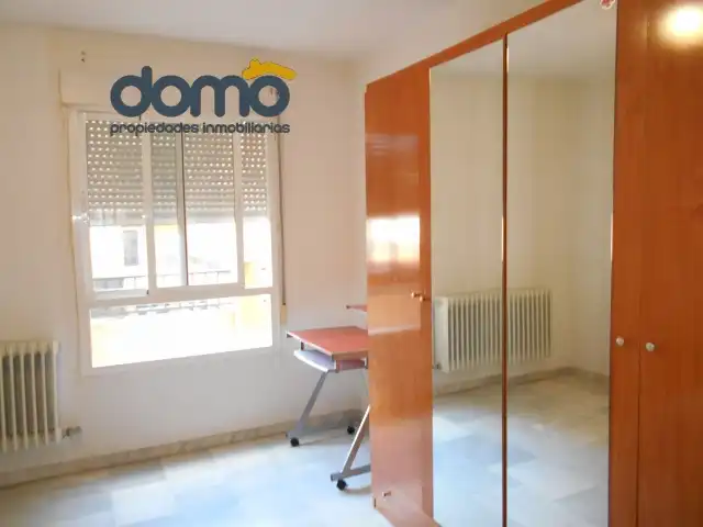 Flat for rent in Calle Emilia Pardo Bazán, Joaquina Eguaras