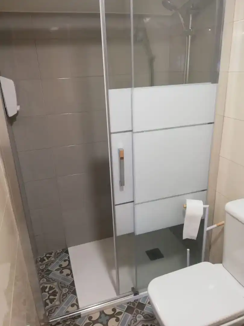 Bany de Pis de lloguer en Llanes