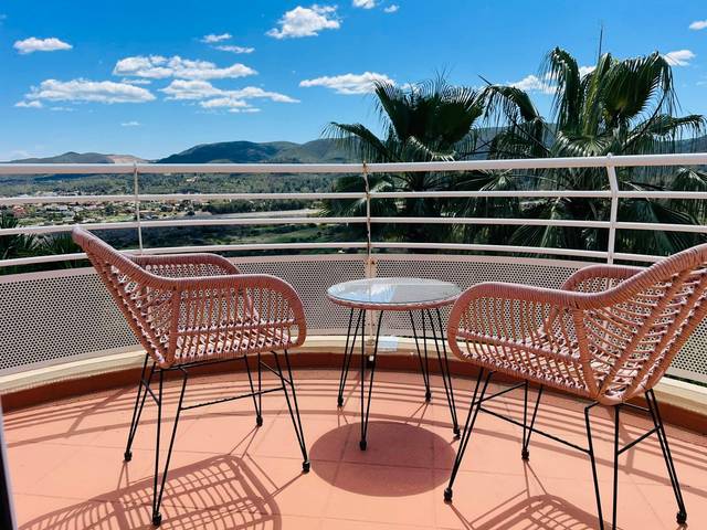 Casa adosada en Venta en Gata