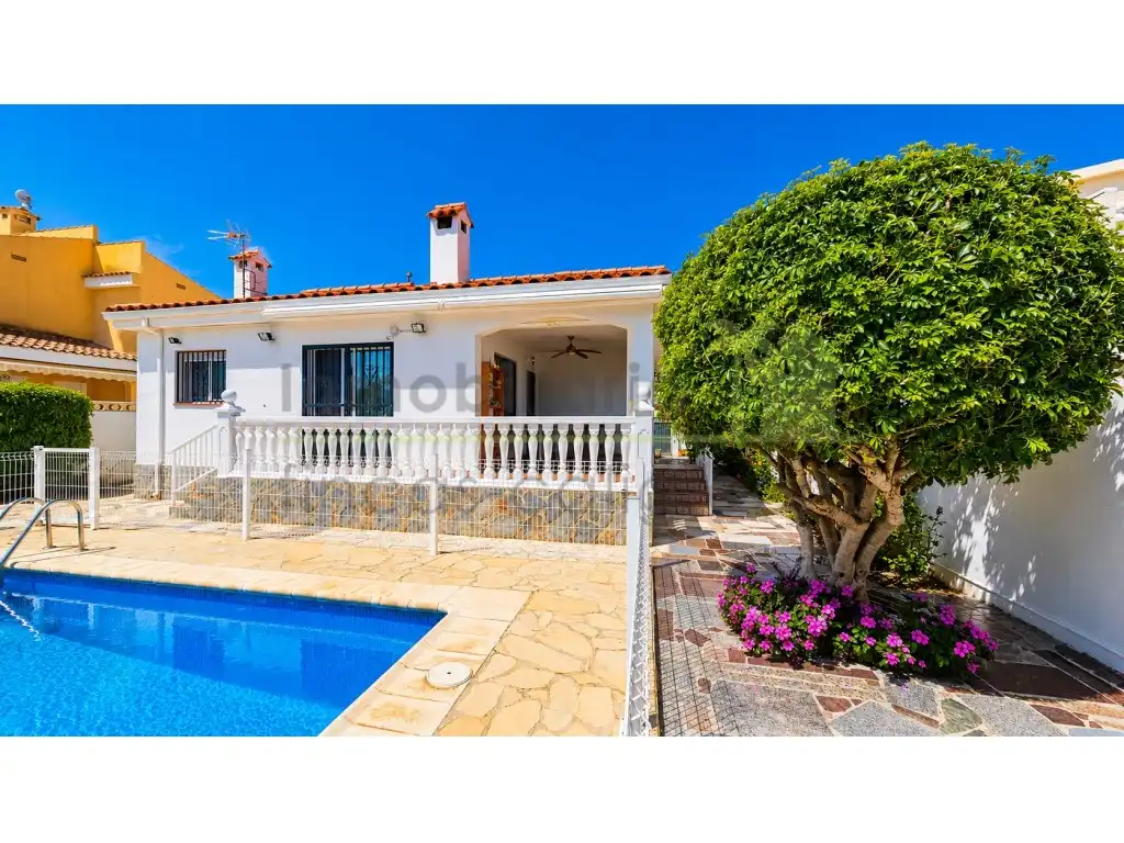 Maison avec piscine à vendre à Calle Llatina (De La)