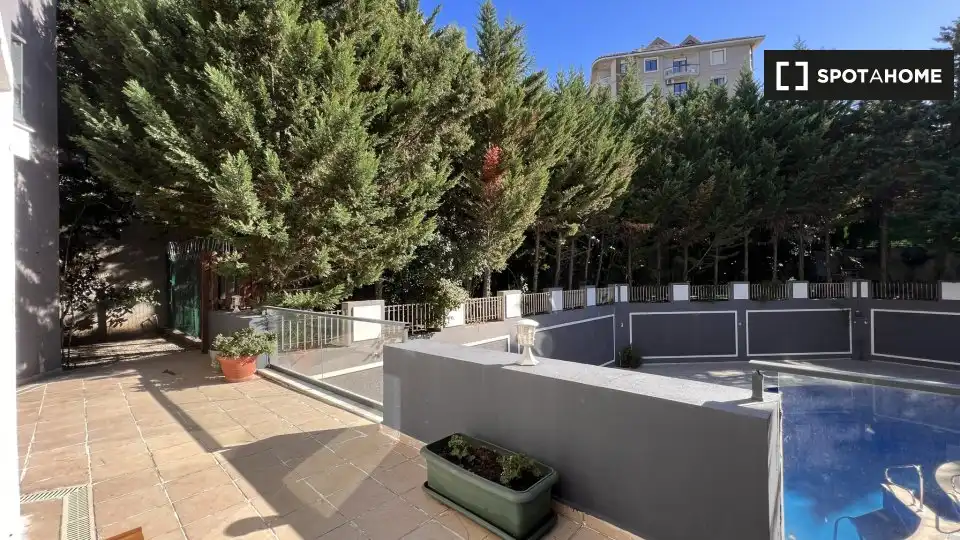 Terrassa de Apartament per a compartir en Osorno la Mayor amb Aire condicionat, Terrassa i Moblat