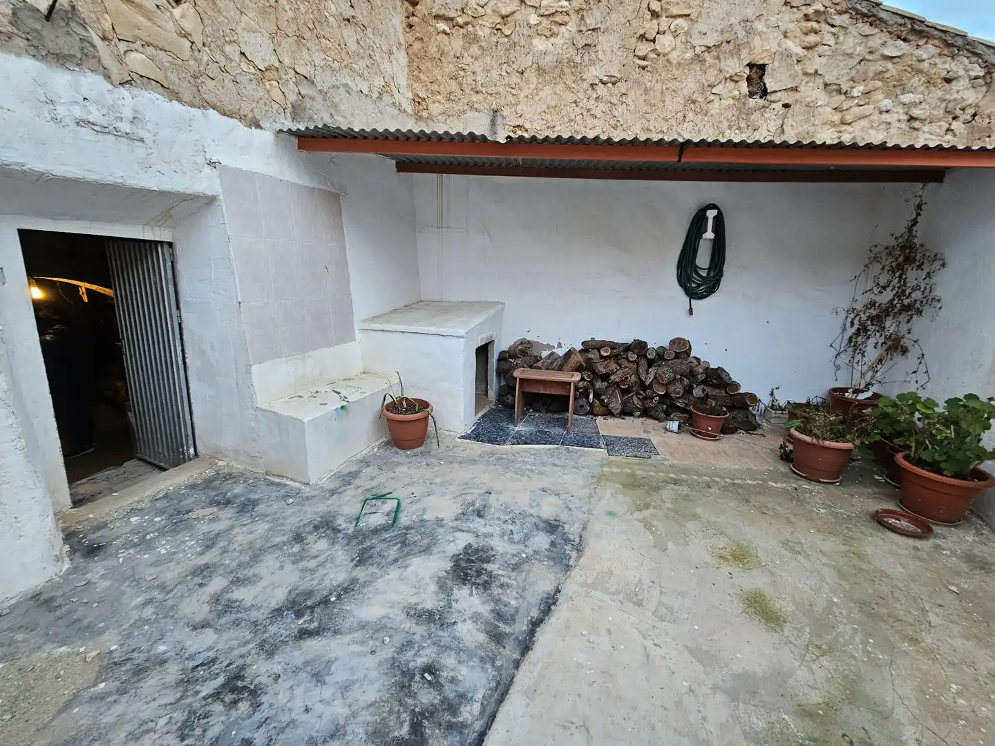 Detached homes for sale in Monóvar  / Monòver  with Air Conditioner, Heating and Storage room