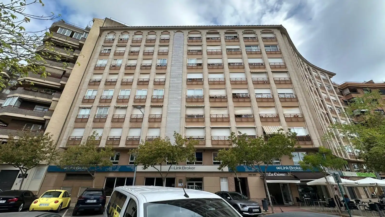 Außenansicht von Wohnungen zum Verkauf in Castellón de la Plana / Castelló de la Plana mit Abstellraum, Möbliert und Balkon
