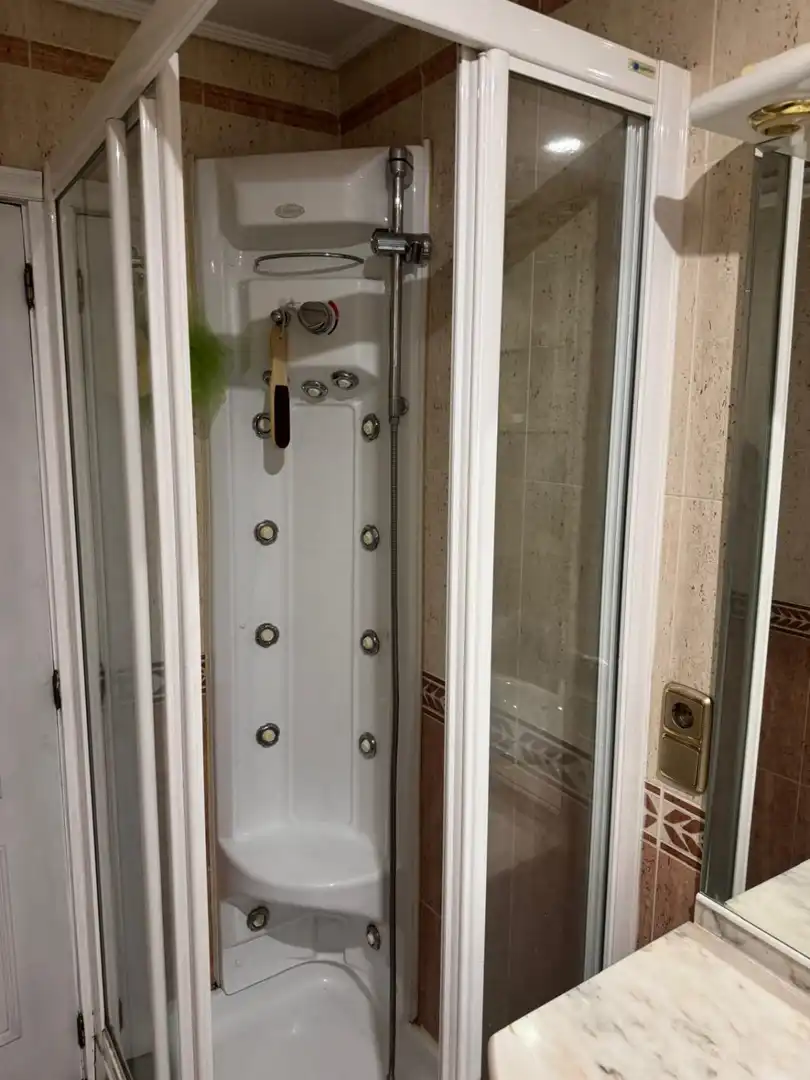 Balcony of Flat for rent in Salamanca  with Air Conditioner, Heating and Furnished