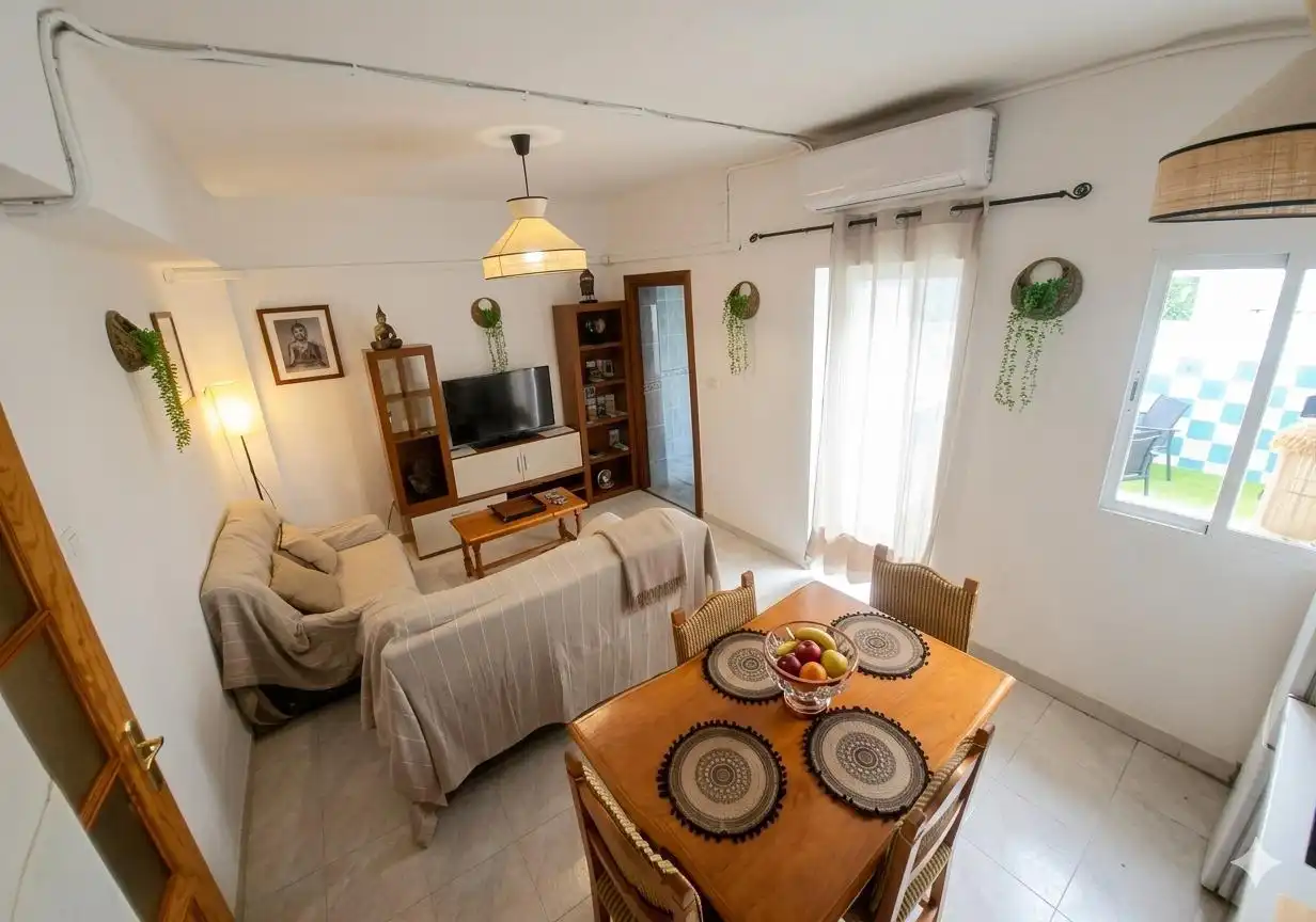 Sala de estar de Casa o chalet en venta en Granada con Aire acondicionado, Calefacción y Terraza