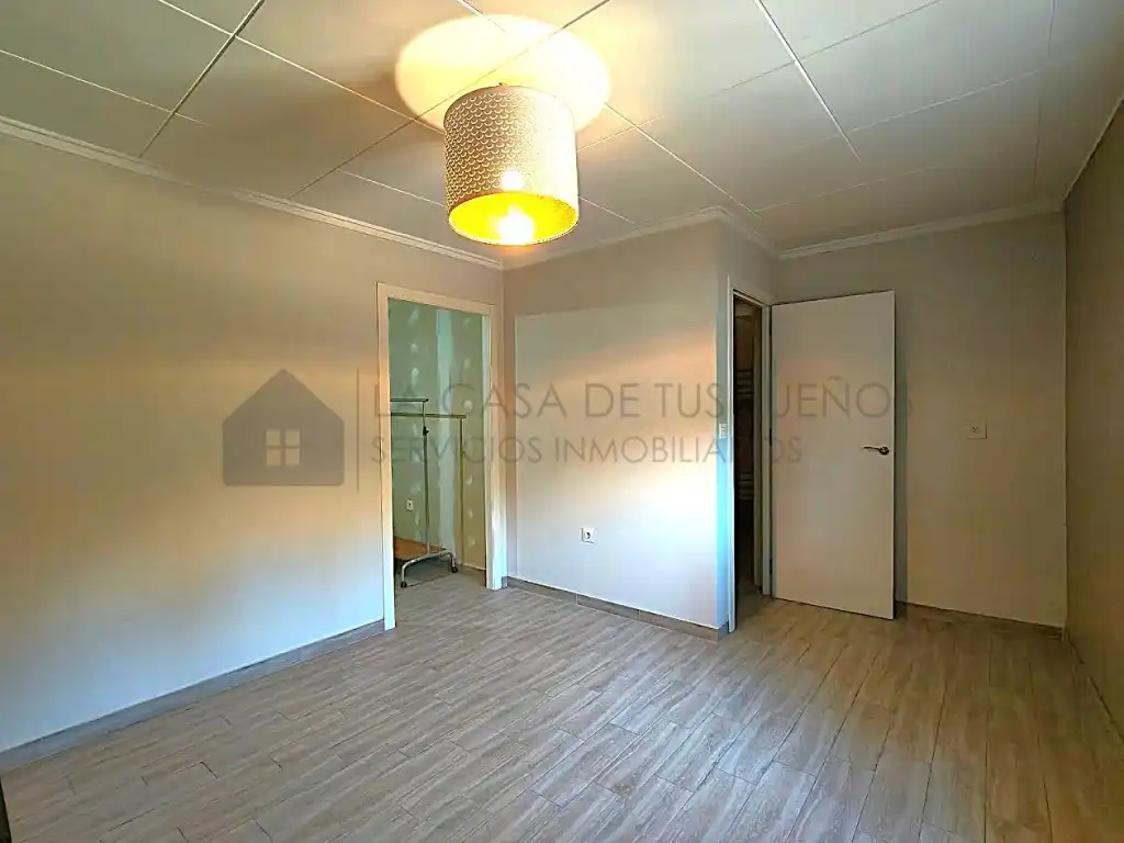Schlafzimmer von Country house zum Verkauf in Petrer