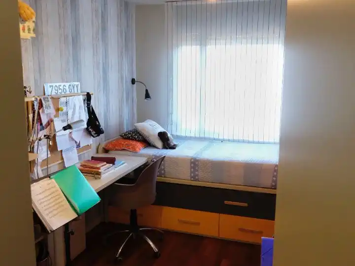 Schlafzimmer von Wohnung zum Verkauf in  Lleida Capital mit Klimaanlage
