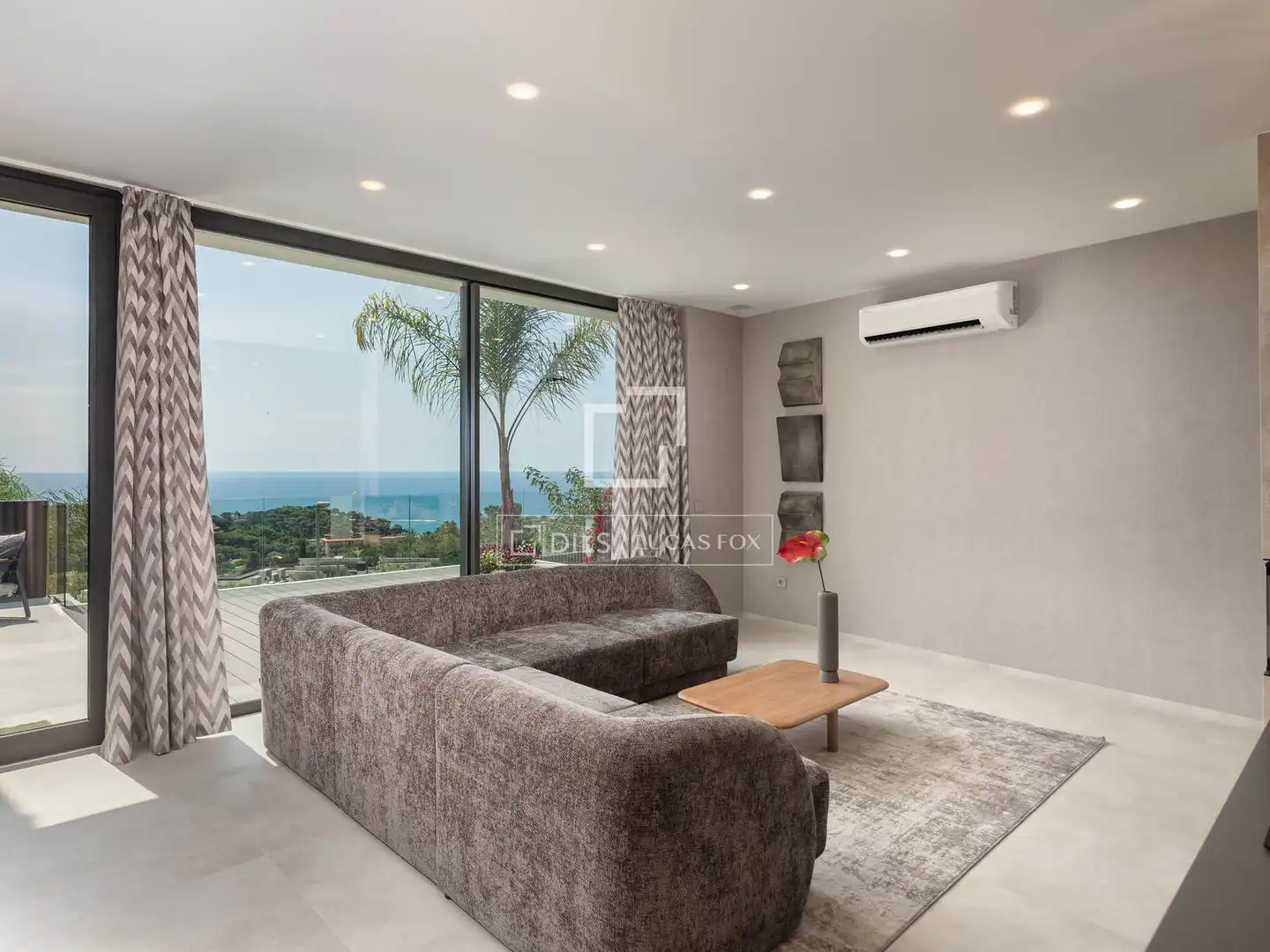 Sala de estar de Casa o chalet en venta en Lloret de Mar con Aire acondicionado, Calefacción y Terraza