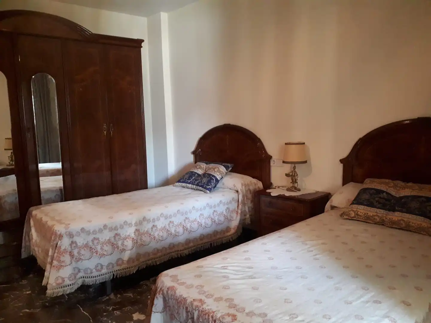Dormitori de Casa o xalet en venda en Jaén amb Aire condicionat, Calefacció i Terrassa