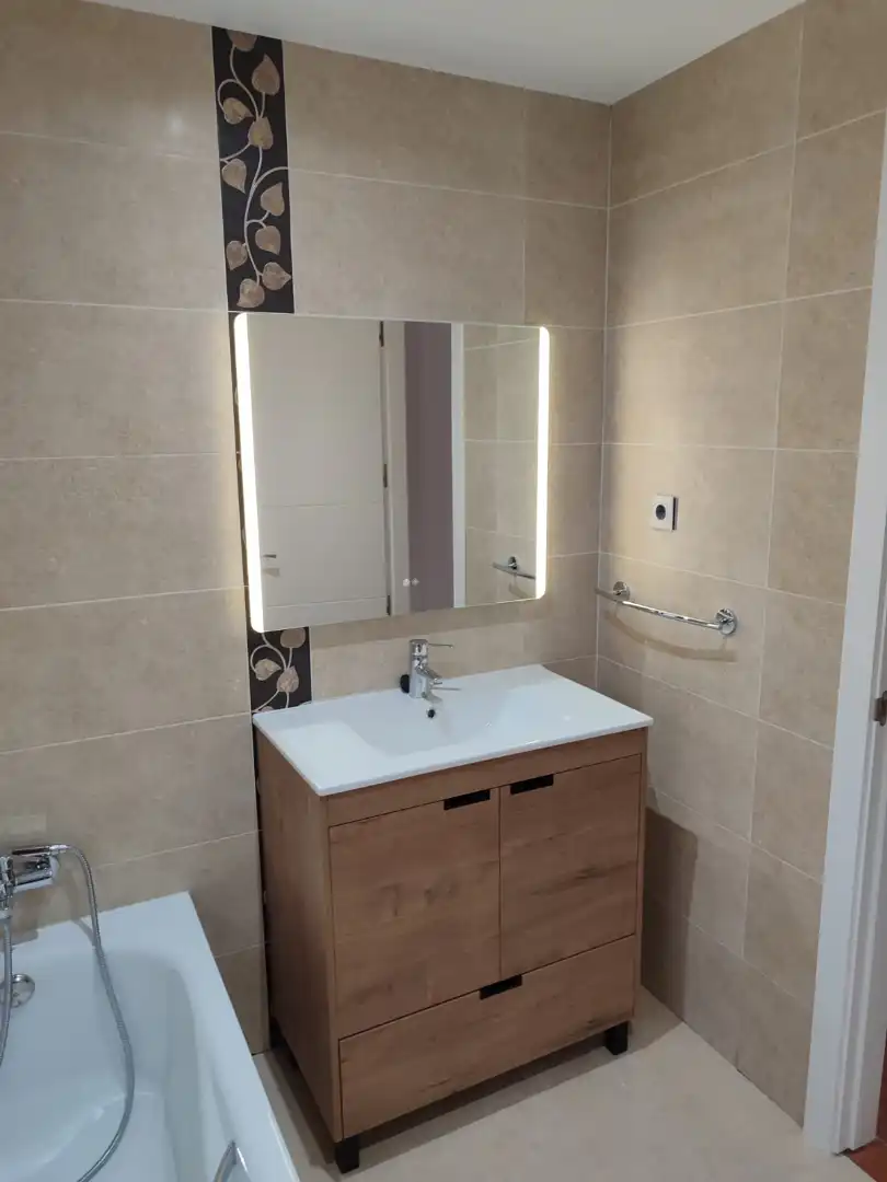 Bathroom of Flat for rent in Torija  with Air Conditioner