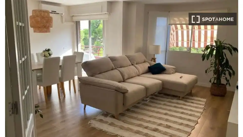 Wohnzimmer von Wohnung zur Miete in Godella mit Klimaanlage, Heizung und Möbliert