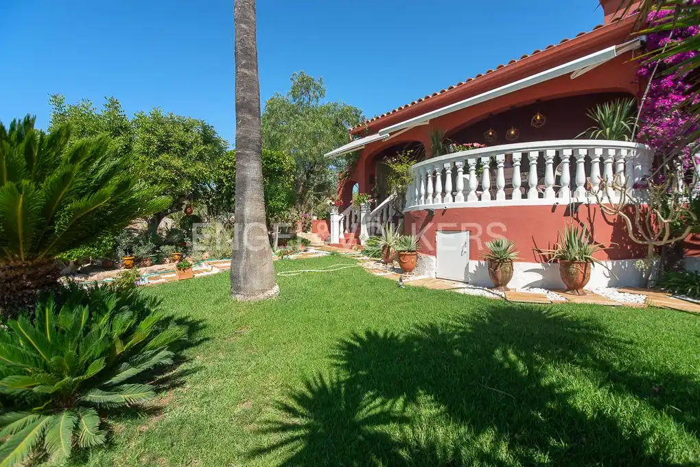 Vista exterior de Casa o chalet en venta en Càlig con Aire acondicionado, Calefacción y Jardín privado