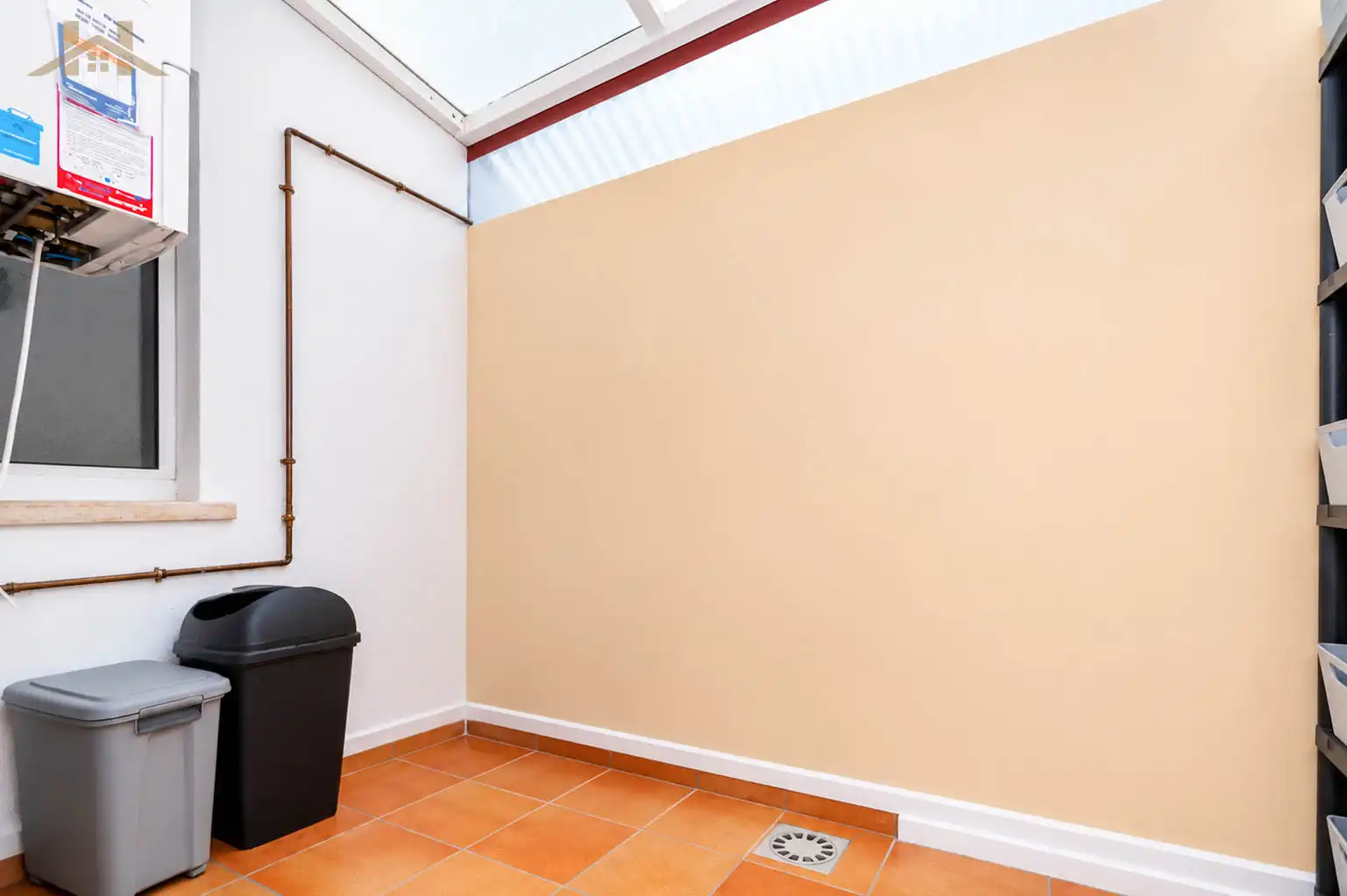 Duplexes for sale in Pinto  with Air Conditioner, Heating and Balcony