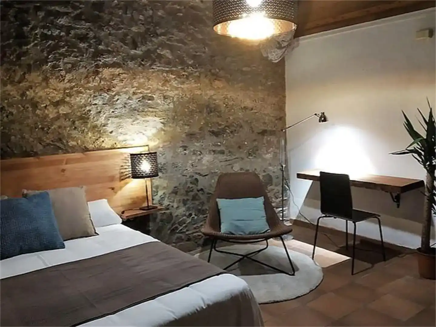 Dormitori de Finca rústica en venda en Tordera amb Jardí privat, Traster i Moblat