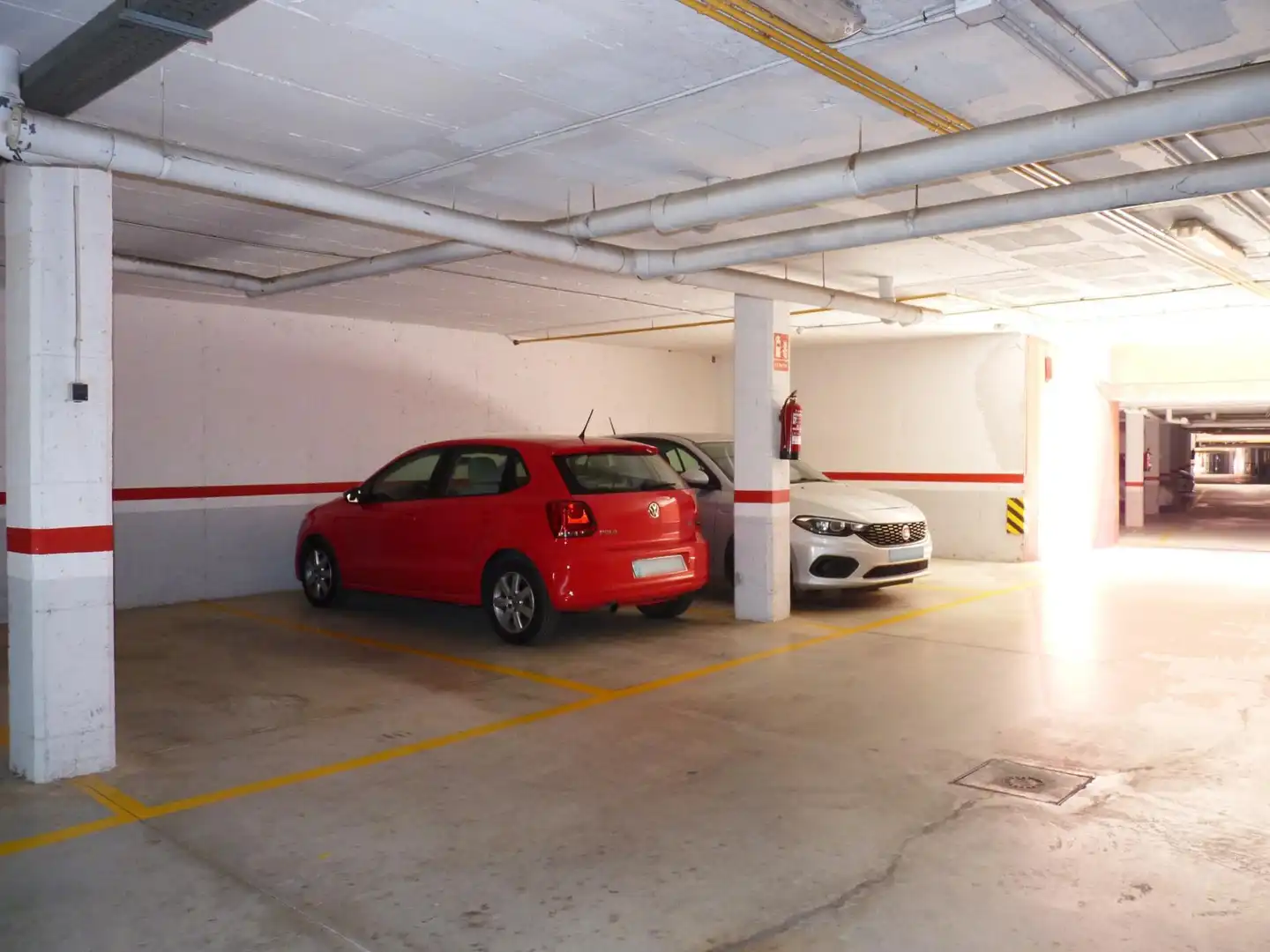 Parkplatz von Maisonette zum Verkauf in Vélez-Málaga mit Klimaanlage, Heizung und Privatgarten