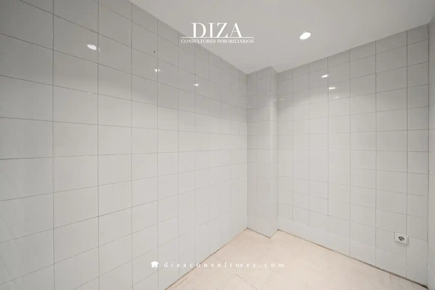 Bathroom of Detached homes for rent in Madrid  with Air Conditioner, Heating and Private garden