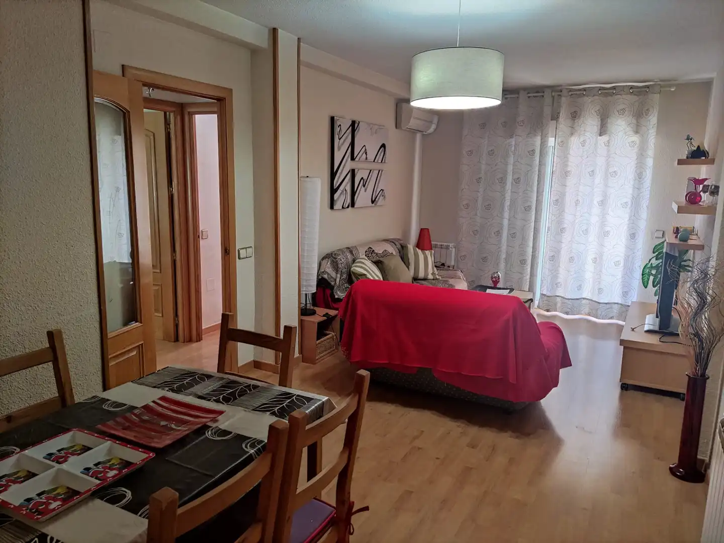 Sala d'estar de Pis per a compartir en Getafe amb Aire condicionat, Calefacció i Parquet
