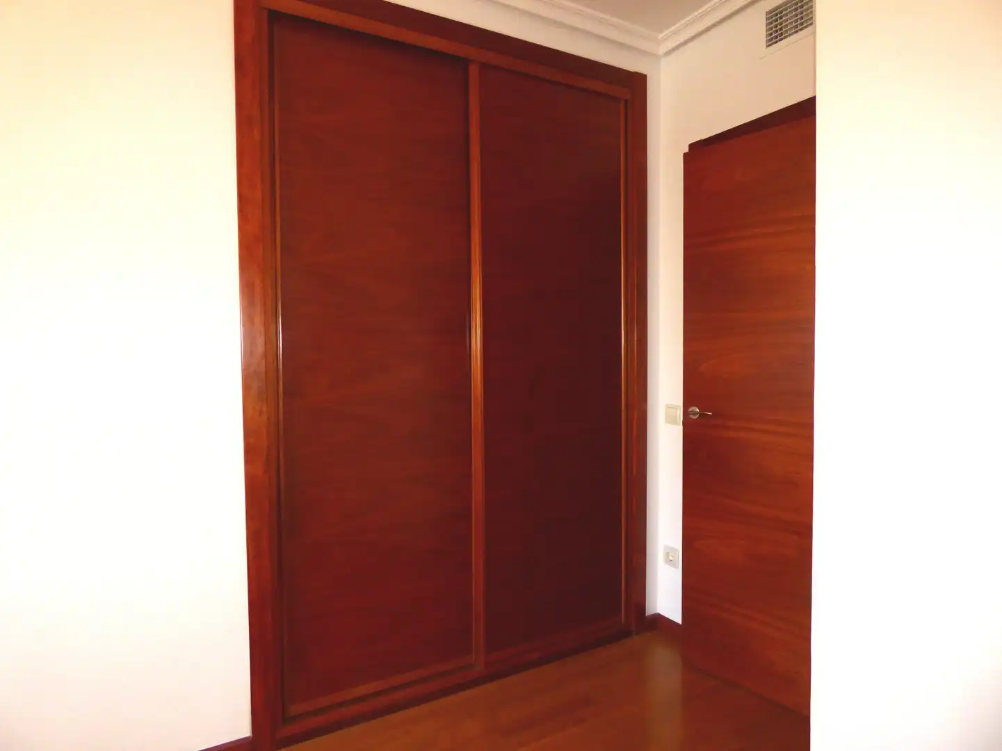 Piso de alquiler en Madrid - Bronce, Legazpi