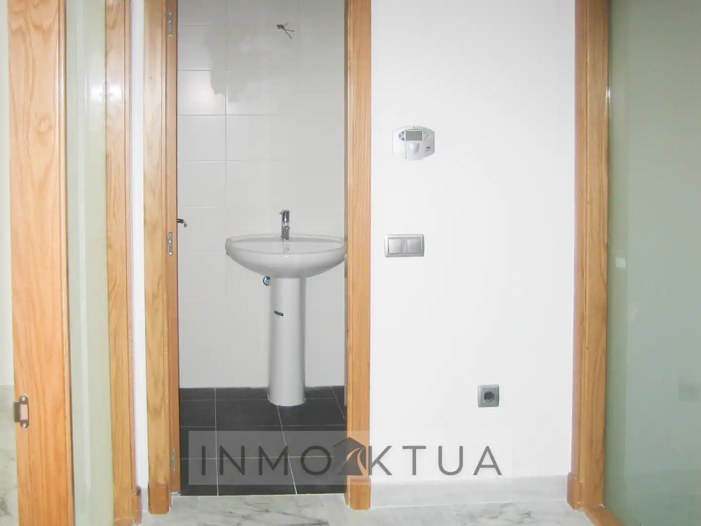 Bathroom of Flat for sale in Jerez de la Frontera